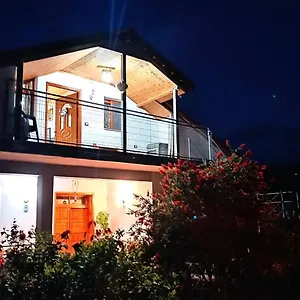 Сasa de vacaciones Samuela Cozy Retreat, Berat