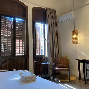 Melayu By Aayu - 8 Mins Walk To Armenian St George Town