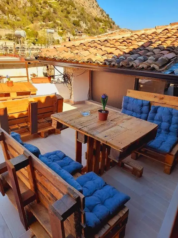 Edward Lear Hotel Berati 3*,  Albânia
